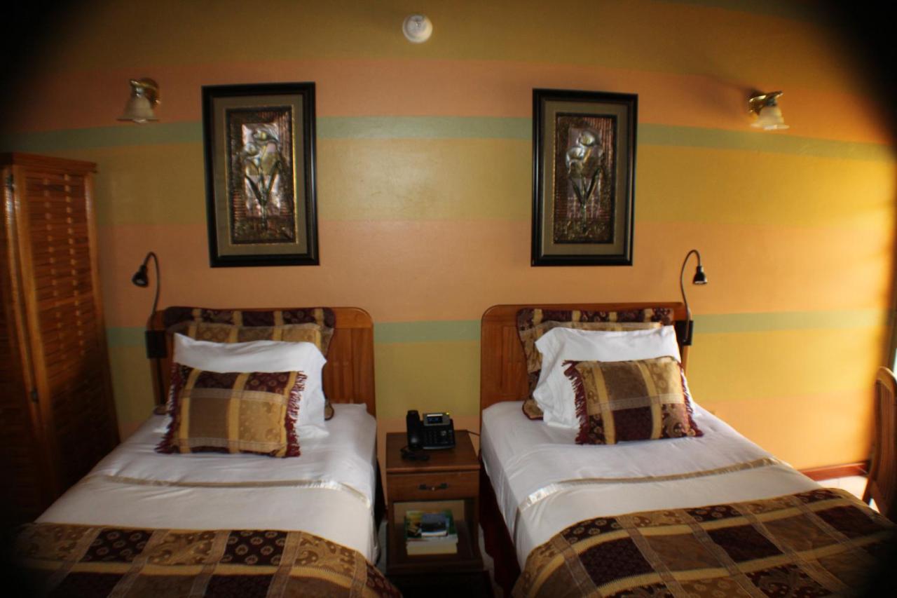 Native Abode Bed & Breakfast Bon Accord Village Dış mekan fotoğraf